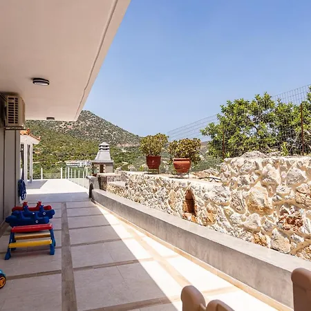 Promitheas Villa, With Pool & Heated Whirlpool, By Thinkvilla * Vlikhadha